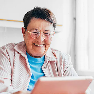 Old woman surfing the web